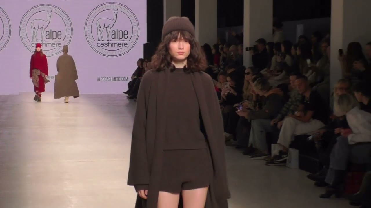 Четвертая Московская неделя моды. Показ коллекций Alpecashmere