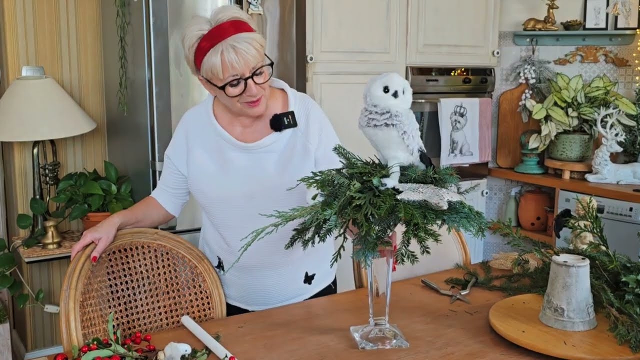 Skromny stroik świąteczny, kt&oacute;ry każdy zrobi w domu /// Biała prostota!