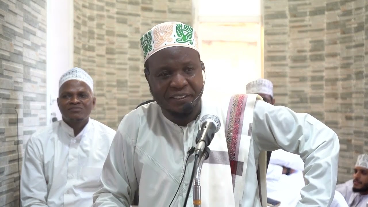 Muhadhara - Shekh mziwanda - historia ya mke wa  mtume mama aisha rw