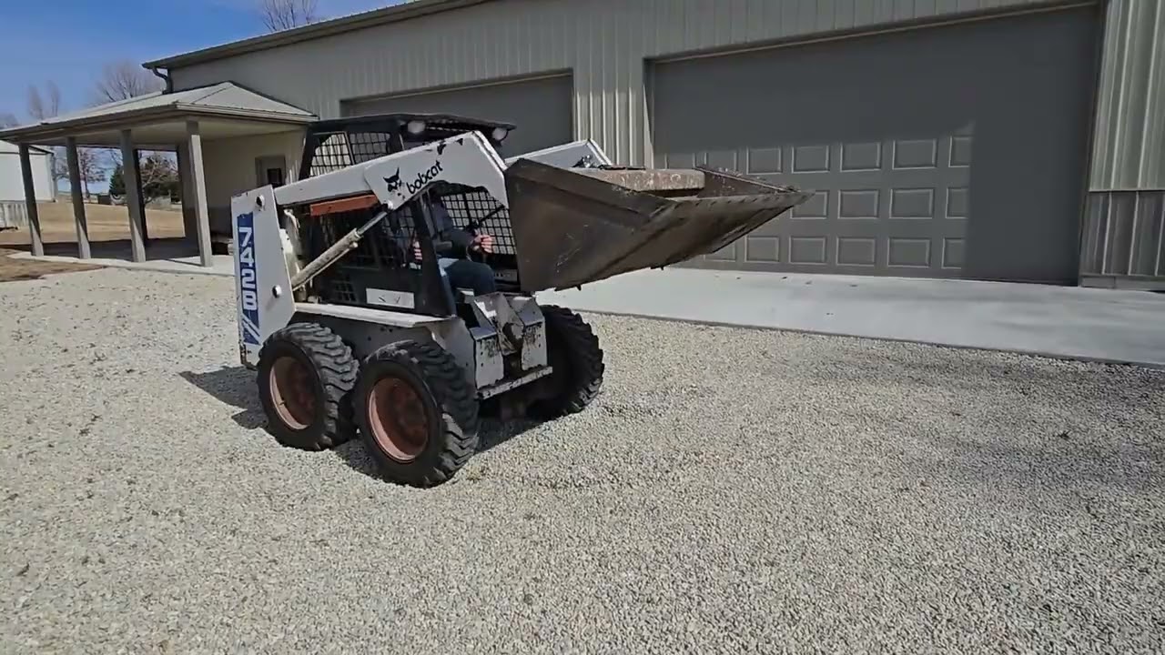 BOBCAT 742B For Sale