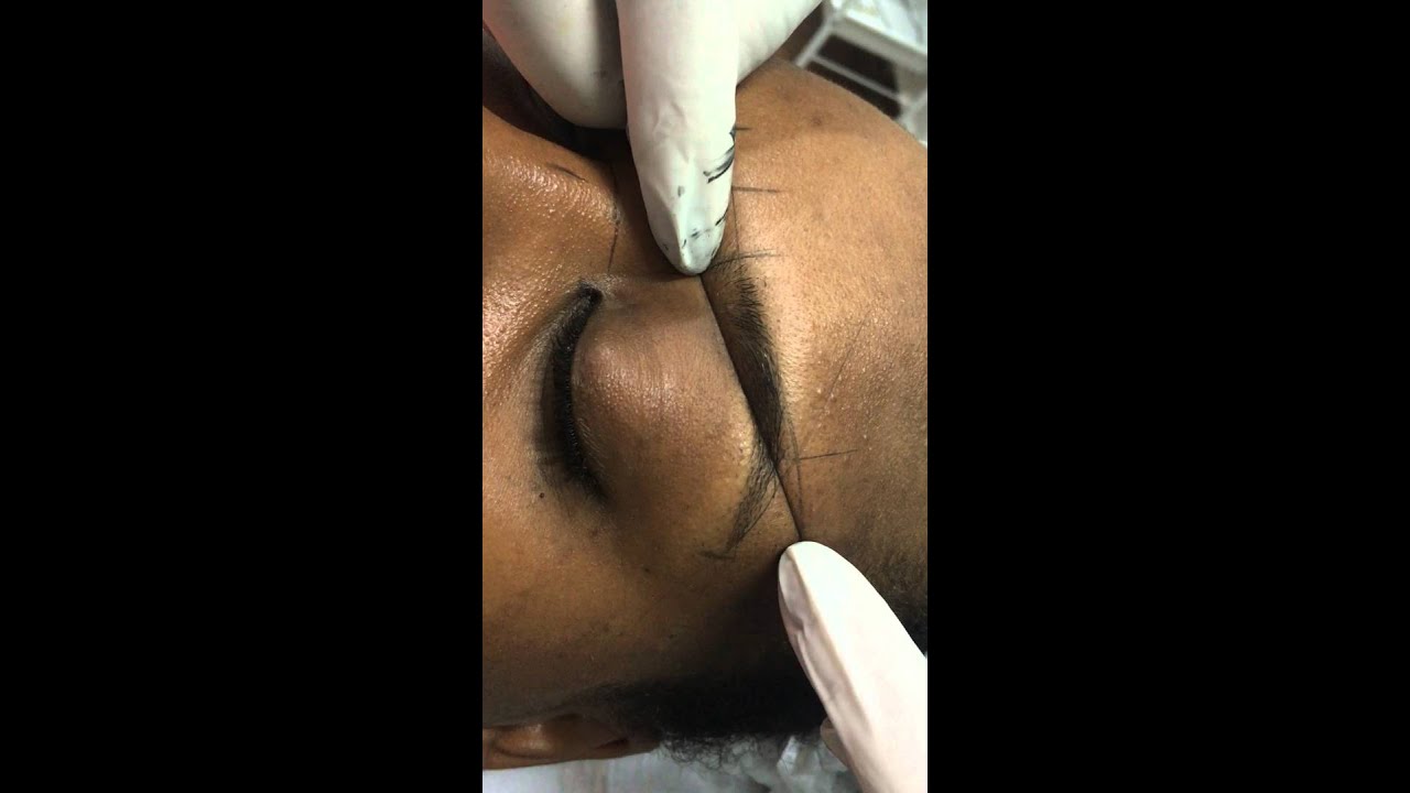 Design de Sobrancelha /marcação com linha