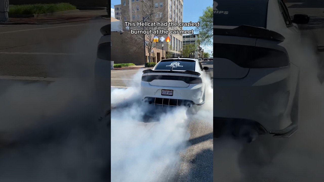 This hellcat WENT CRAZY at this car meet 😳🏎 BIGGEST BURNOUT 💨