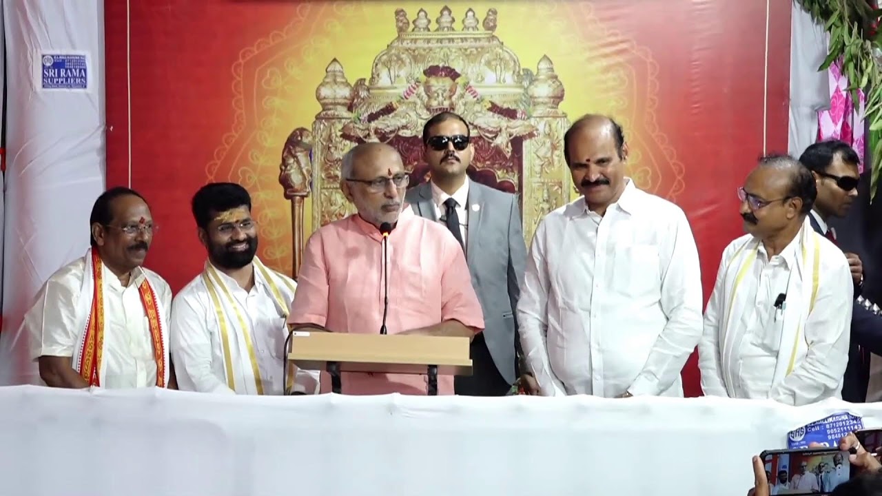 Hon'ble Vice-President of India visits Sri Durga Malleswara Swamy Varla Devasthanam