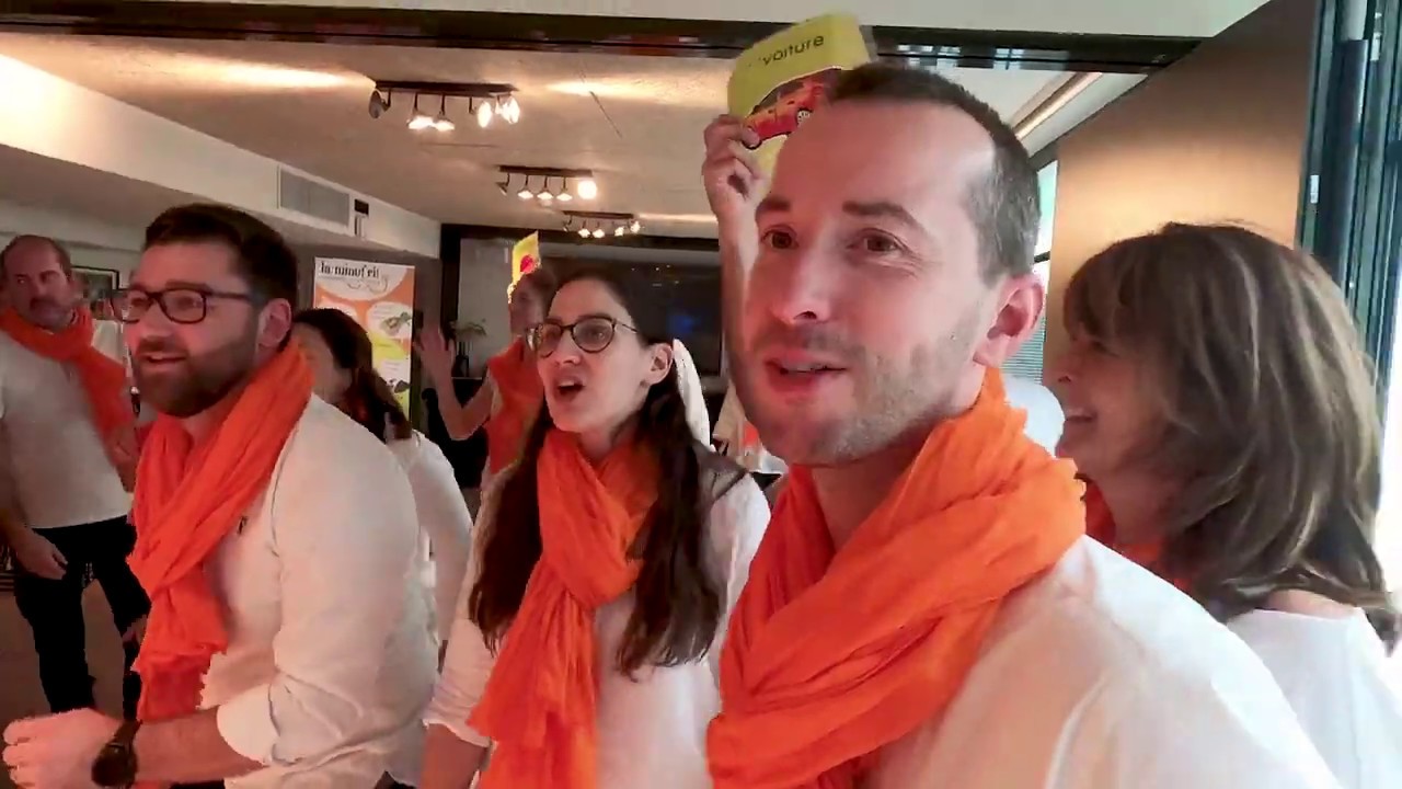 Hymne d'entreprise : La Minut'Rit, Conciergerie