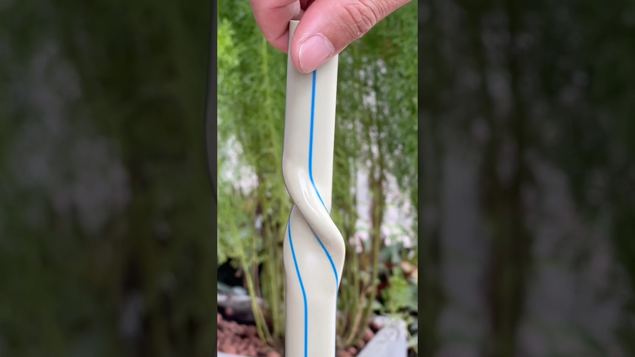 No valve needed &mdash; here&rsquo;s how to seal a water pipe effectively! #diy