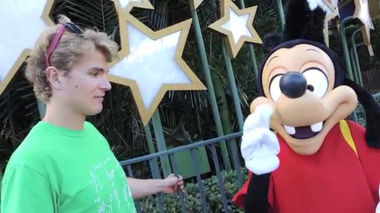 Tommy meets Goofy's son Max and a new friend Noah at Disney Hollywood Studios!