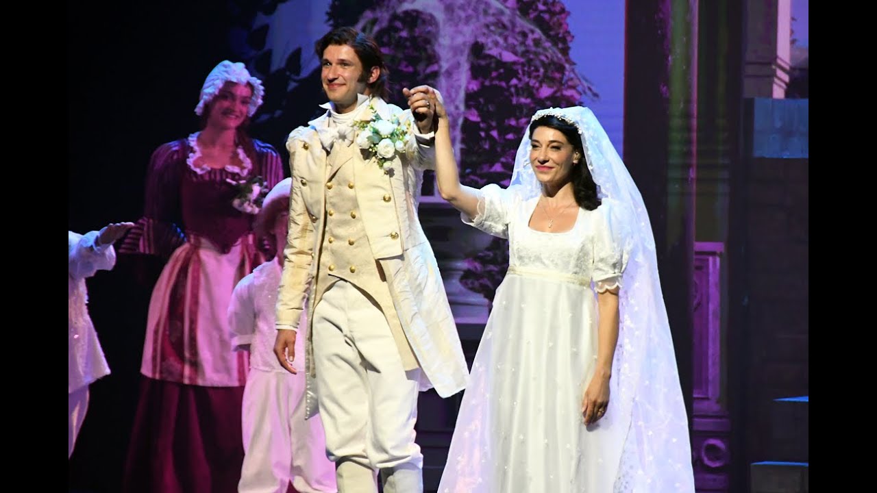 FINALE: Sneeuwwitje I Studio 100
