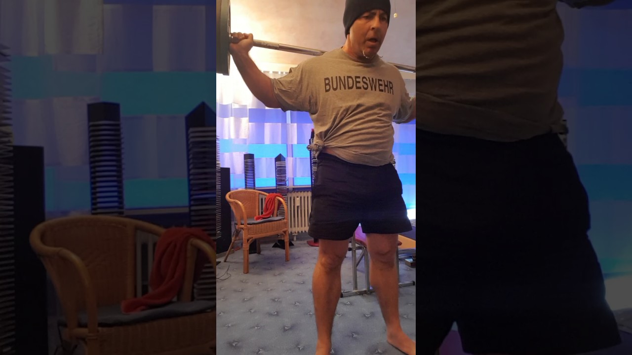 Juli 2016  !   Atemkniebeugen 120 Kg  - 20 mal  ......    💪💪💪