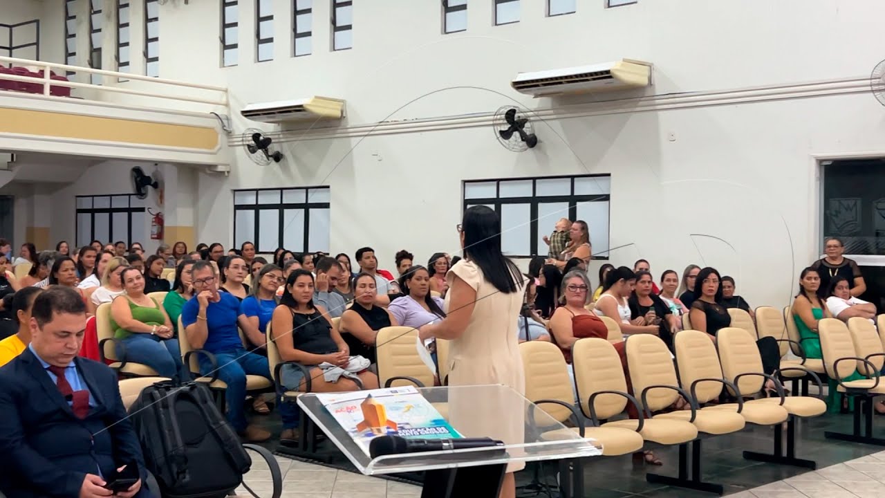 Juara realiza encontro com professores e pais voltado a crianças atípicas da rede municipal