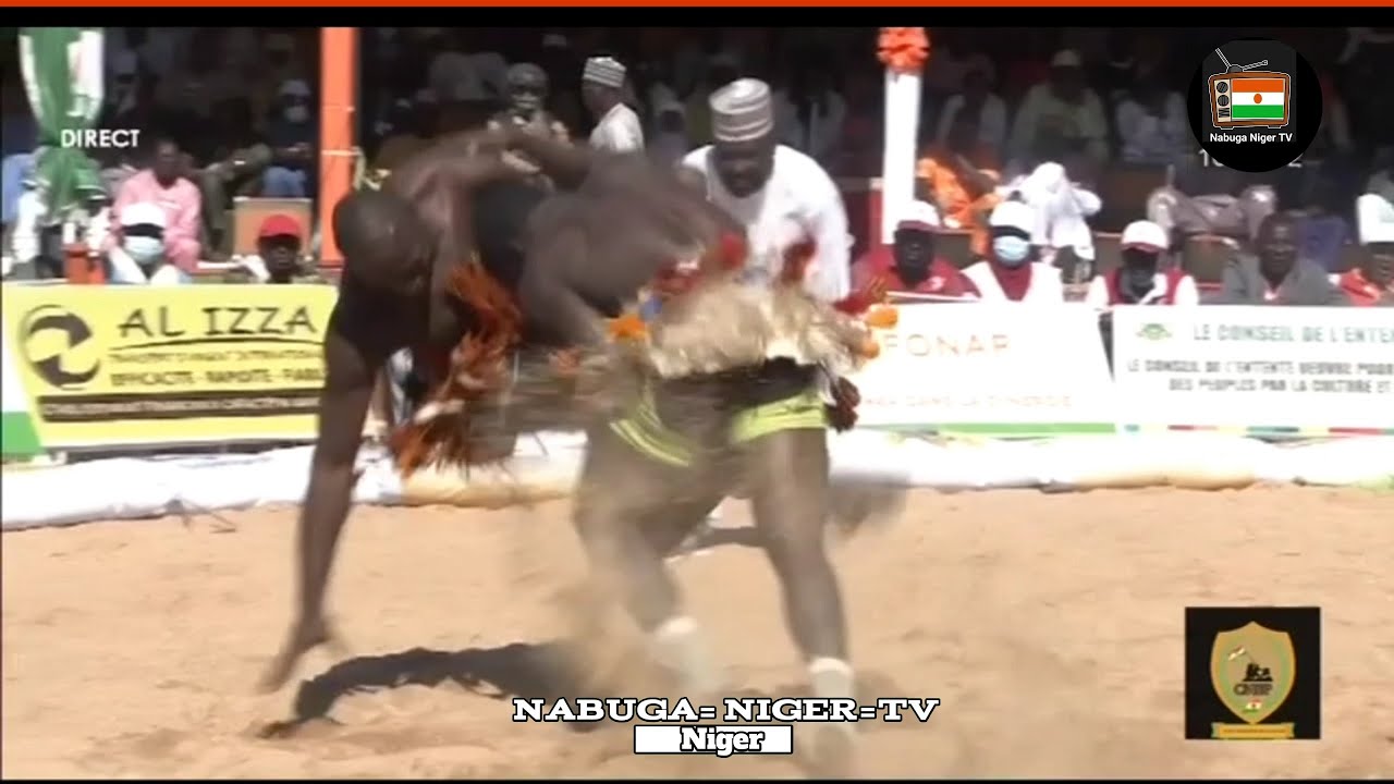 ZENDER V'S DOSSO. KOKOWAR SU TA YAU CIKIN BABBAN BIRNIN AGADEZ GURIN NEMAN TAKOBI