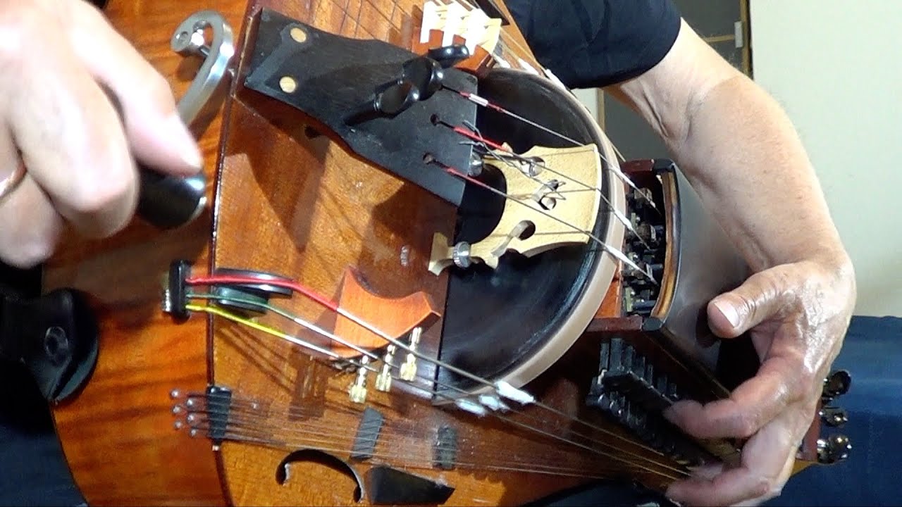 Gaining Time. Neo Medieval Tune. Hurdy-Gurdy, Organ & Drum. Ver1