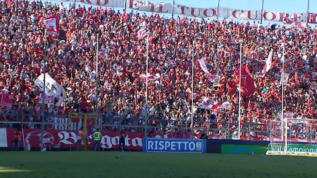 Gol di Taddei in tribuna stampa (siluro)