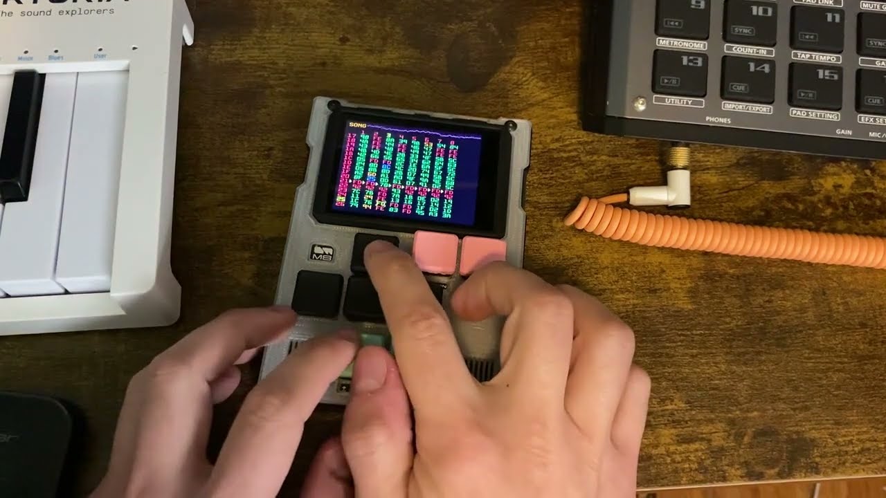 Dirtywave M8 - Desu Ka