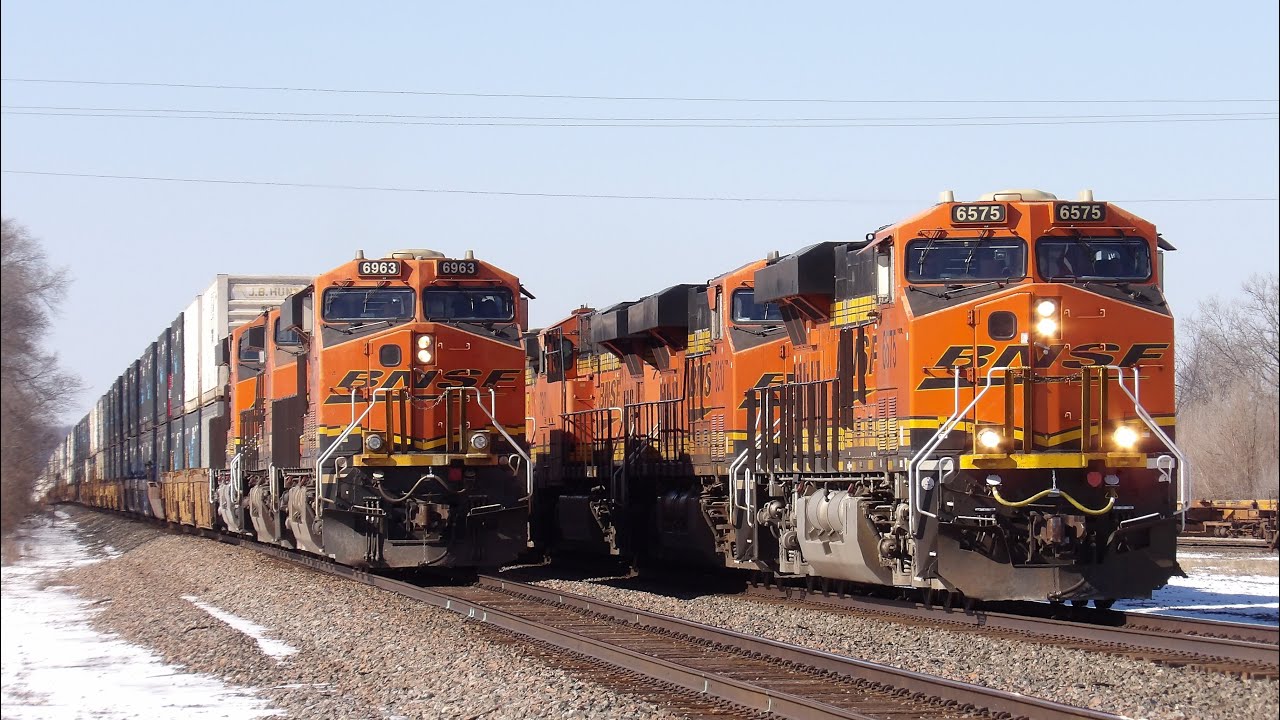 2-22-2025 High Speed Intermodal trains on BNSF's Southern Transcon with @trainwatcher23