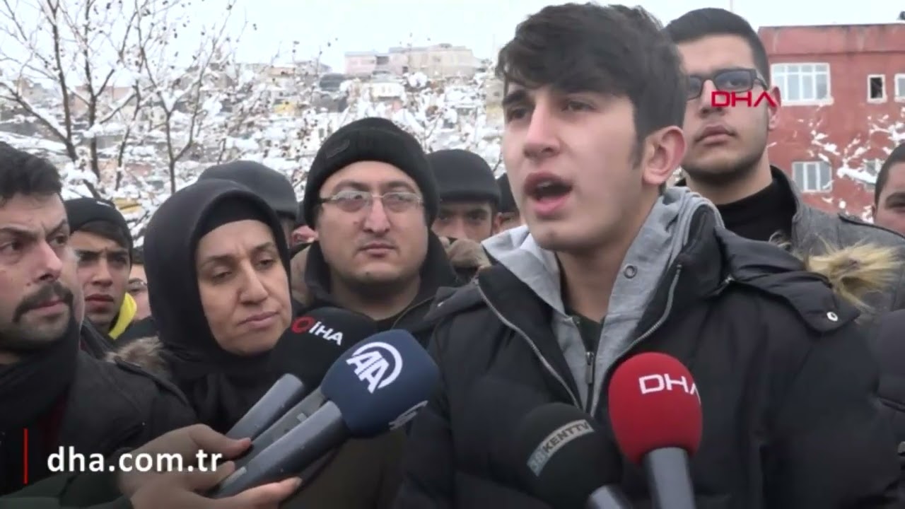 Kayseri Hacılar'da Mehmet Özerin başıboş köpekler tarafından parçalanmasını protesto