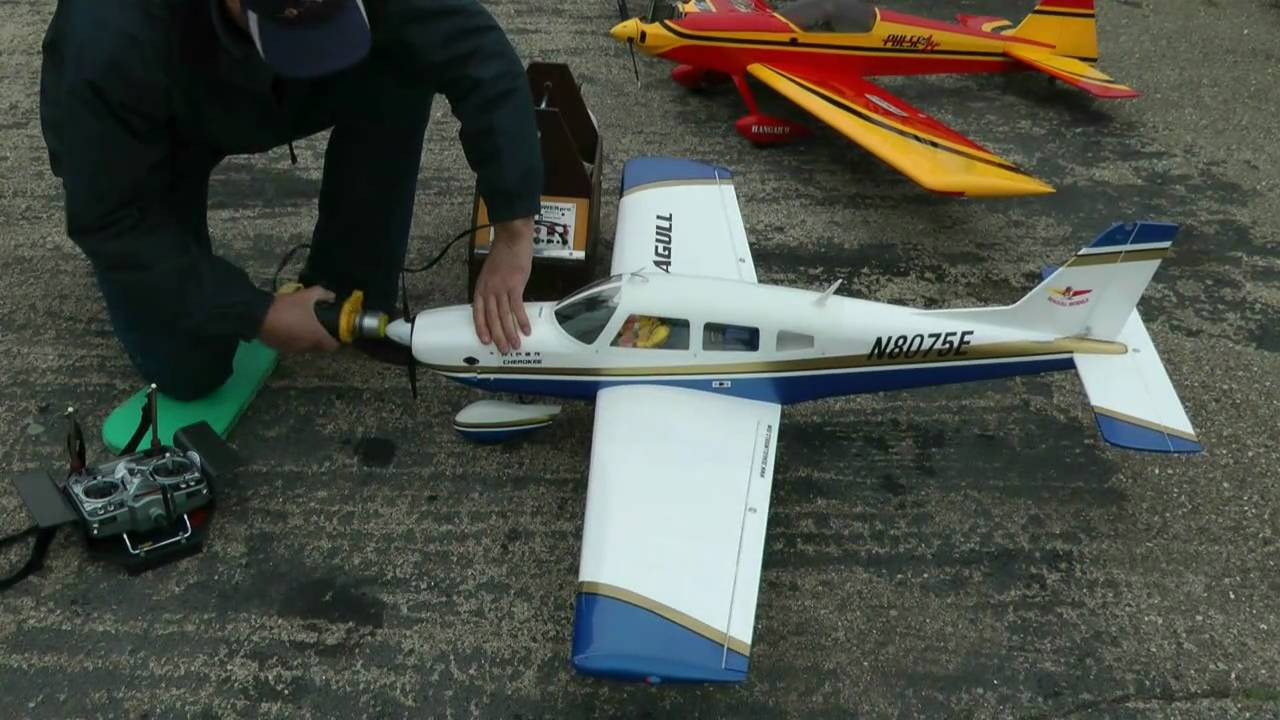 Bill's 'Cherokee' -  Maiden Flight.avi