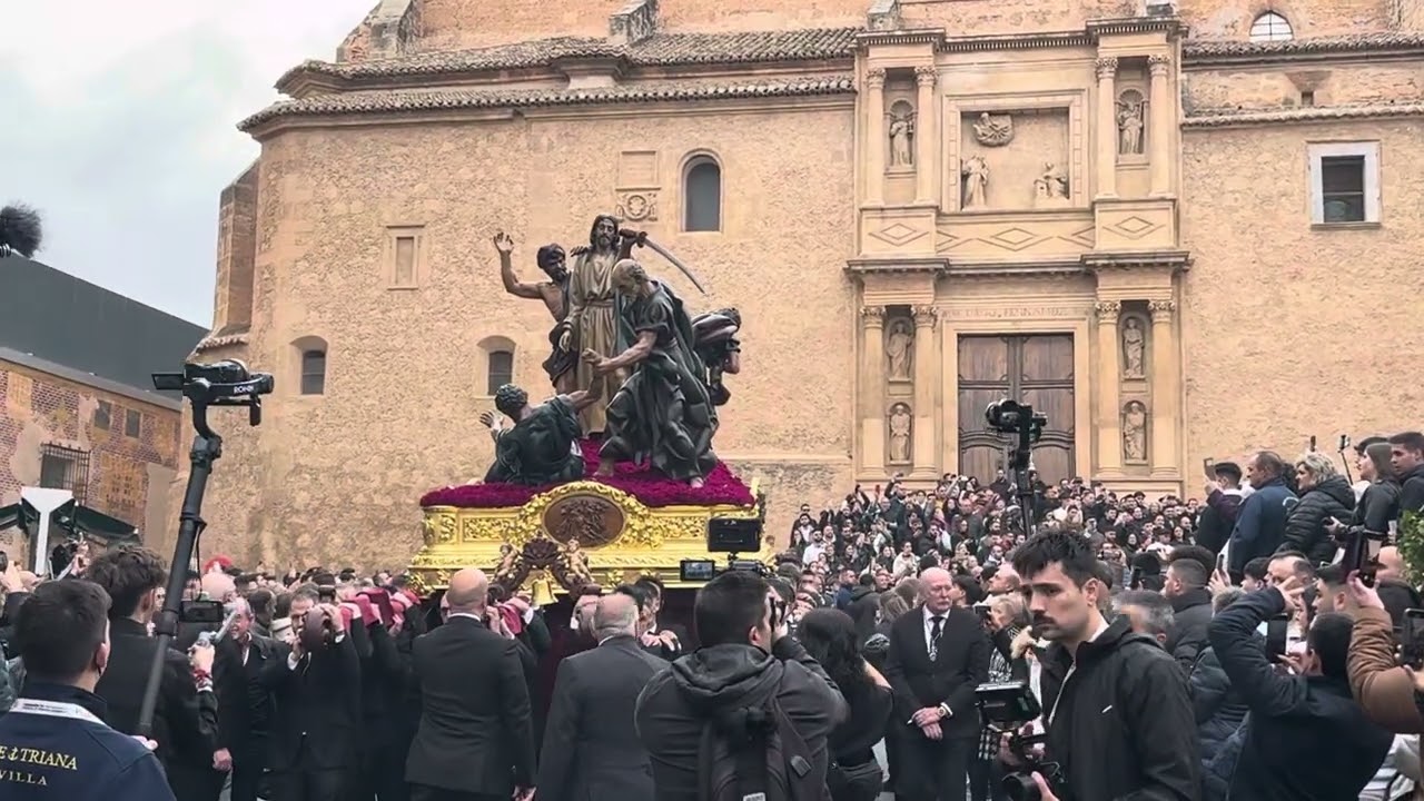 El Prendimiento Hellín acompañado por la banda de las Tres caídas de Triana 2025