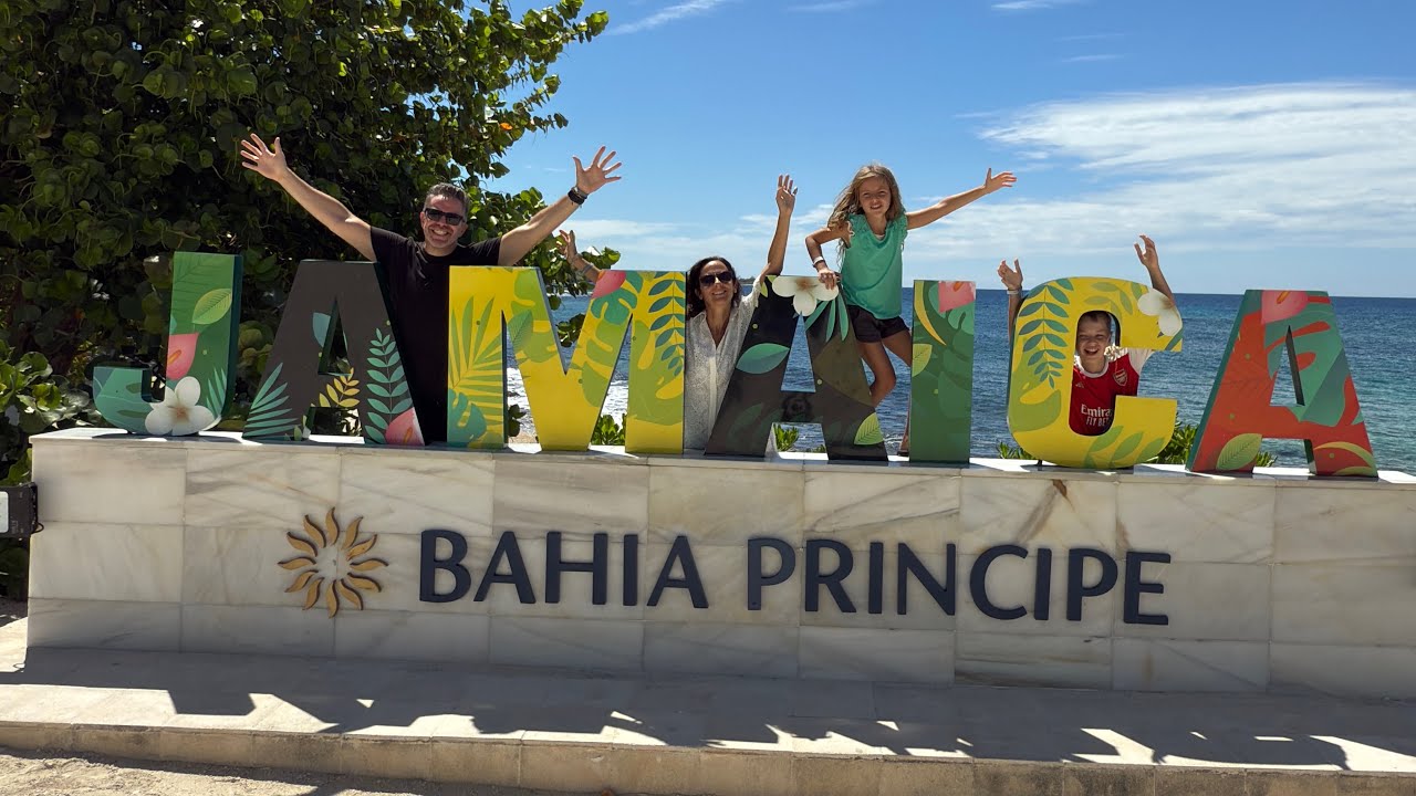 Hotel Tour en el hotel Bahía Príncipe Grand Jamaica en español - La Familia All Inclusive  (Español)