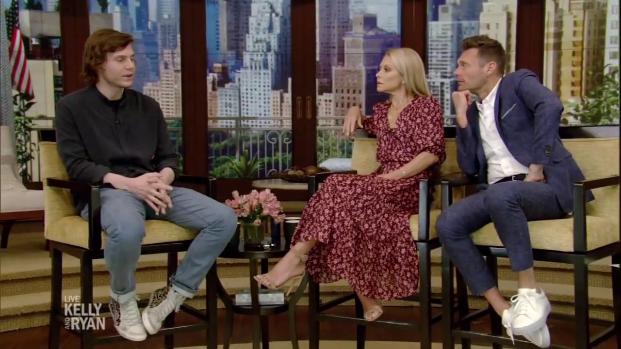 Evan Peters Talks About How Ryan Murphy Cast Him in 