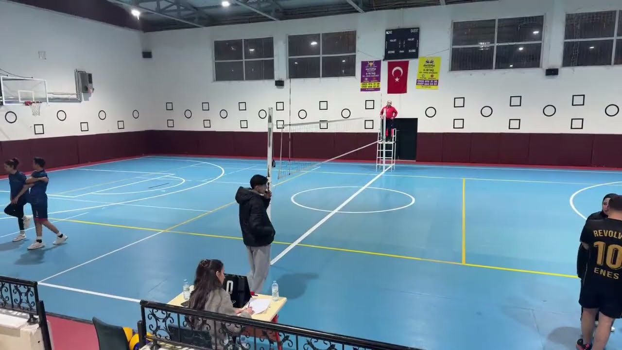REVOLVER vs AVENGERS ANTEPİA AMATÖR VOLEYBOL is live