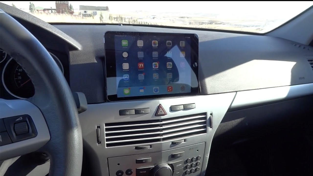 Opel Astra iPad ve iPhone Entegrasyonu