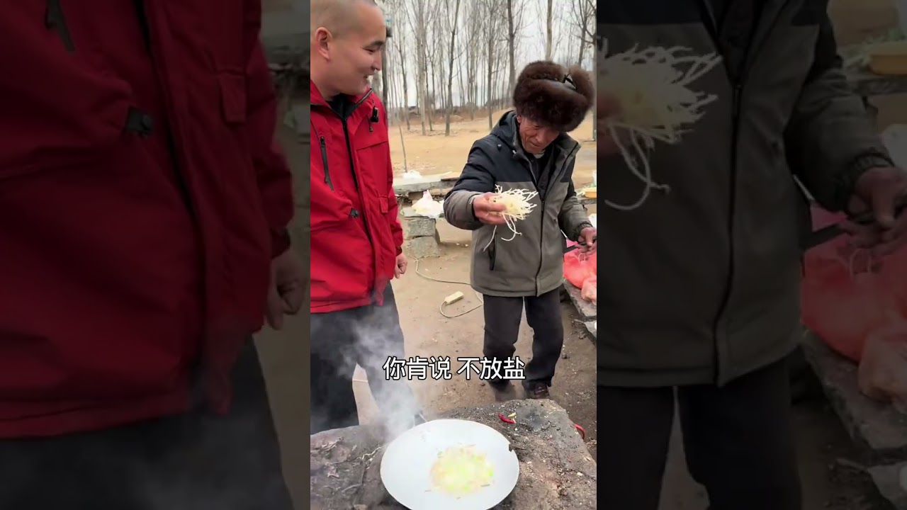 Today I had my signature dish Grandpa stir-fry eggs with bean sprouts. It tasted