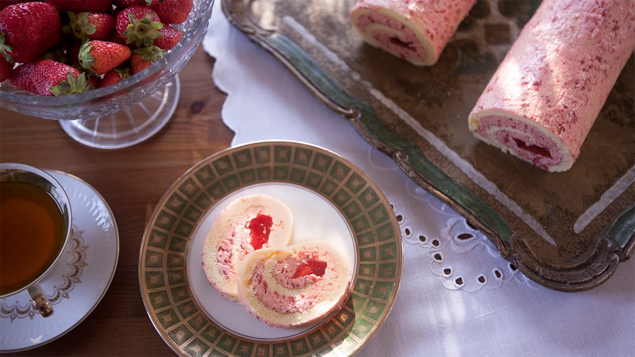 Gâteau roulé aux fraises