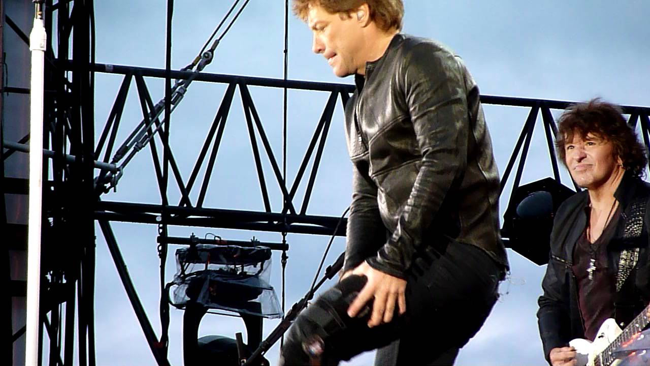 Bon Jovi - Pretty Woman - Old time Rock and Roll - Bad Medicinie - Horsens 19.06.2011