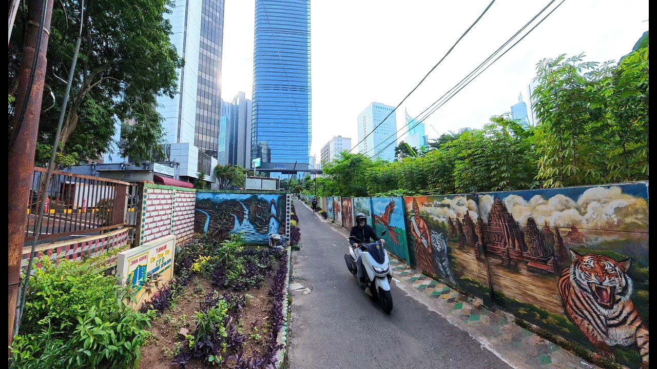 Afternoon walk in Jakarta, Setiabudi and Bendungan Hilir