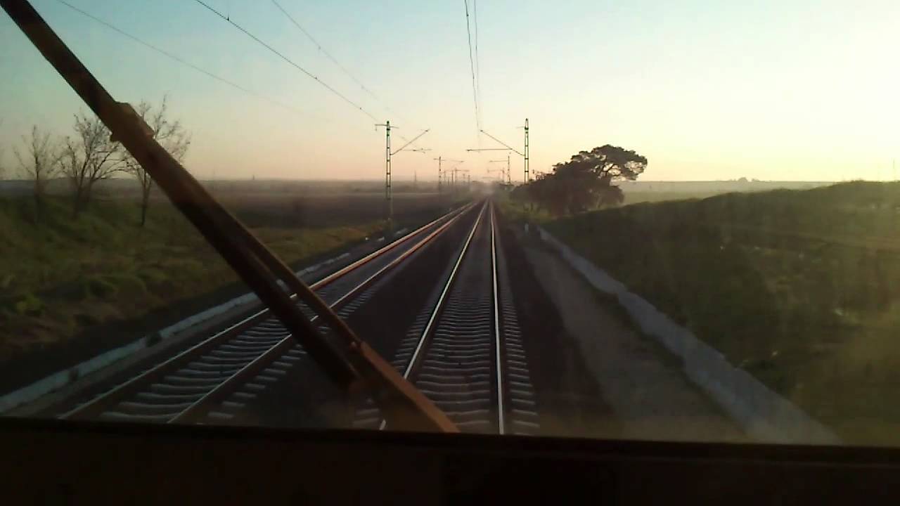 V43-1284 (431 284) Kápolnásnyék és Martonvásár között a 4559 sz. vonattal.