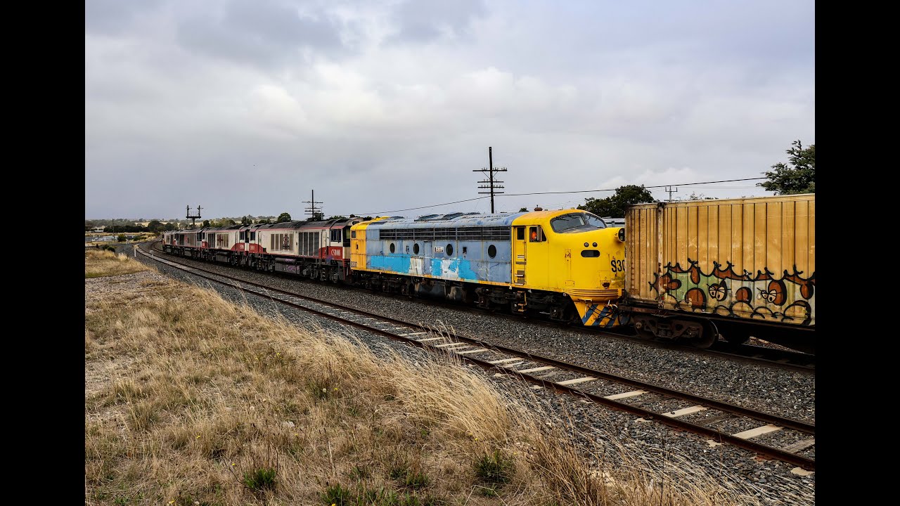 VR Diesel Locomotive S307 returns to Victoria for PRESERVATION - SCT transfer from Adelaide.