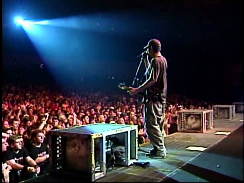 Linkin Park - Wish (Projekt Revolution Live in Camden 2004) [HD]