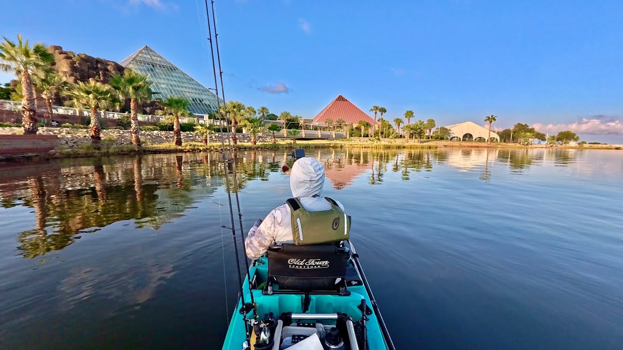 Fishing deep water docks for speckled trout: Offatts Bayou Galveston TX (S8 E19)