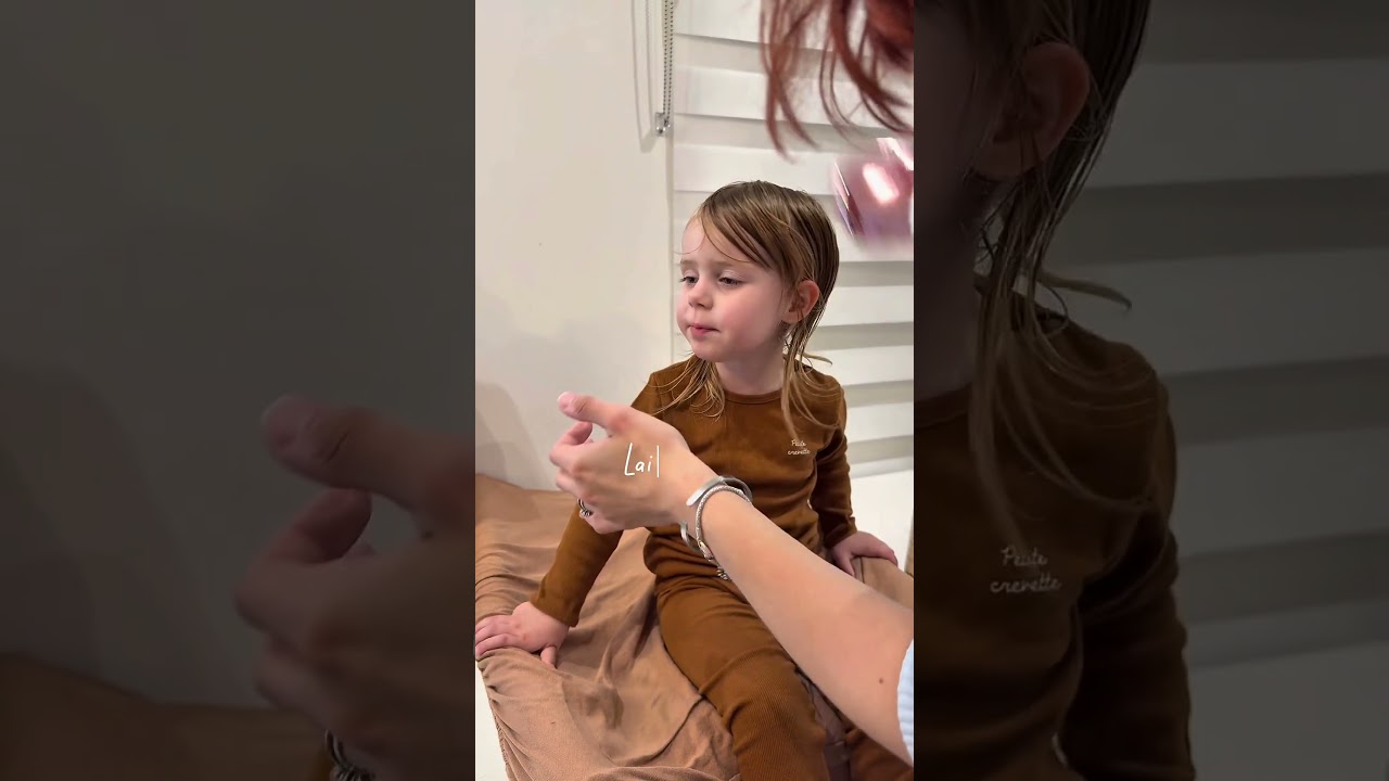 Il &eacute;tait temps de repartir sur une bonne routine 😖 #maman #momlife #fille #bebe #cheveux #hair