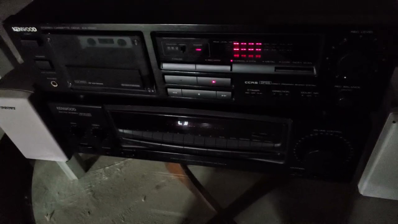 Kenwood KX-2520, Kenwood KR-A3060, The Commodores - United In Love