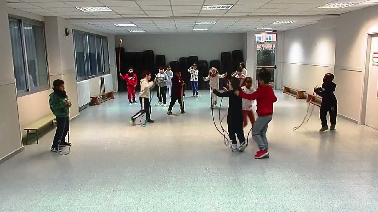 baile combas 2ºb 2025