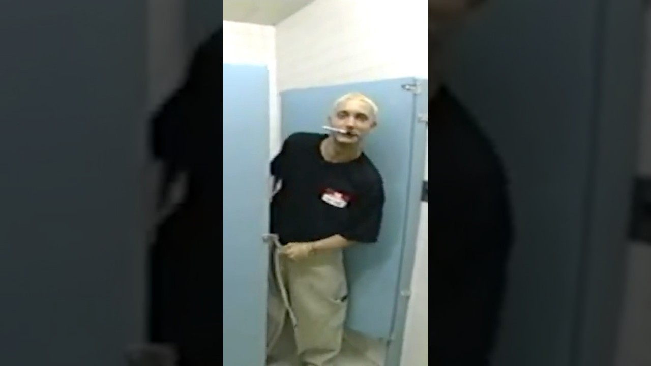 Eminem Freestyles In The BATHROOM