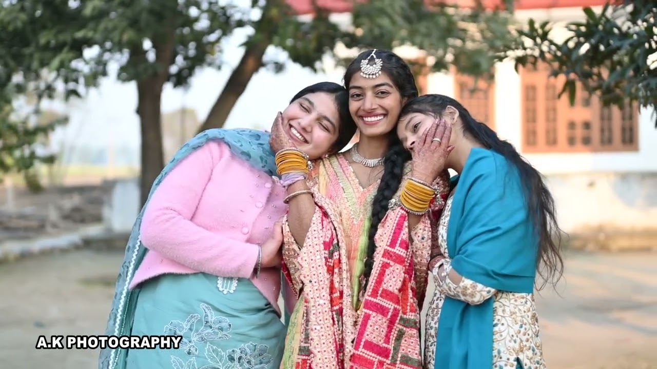 Best Family song ( thanks 🙏 to singing a beutiful song Mannat noor and all team make a song )