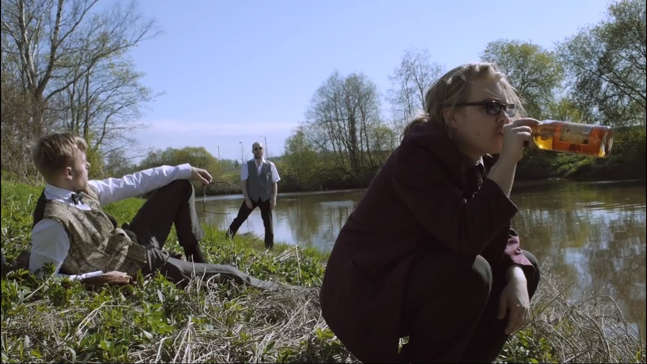 Mäk Gälis - Älä koske mun bisneksiin Ft. DJ Susinaama (VIDEO)