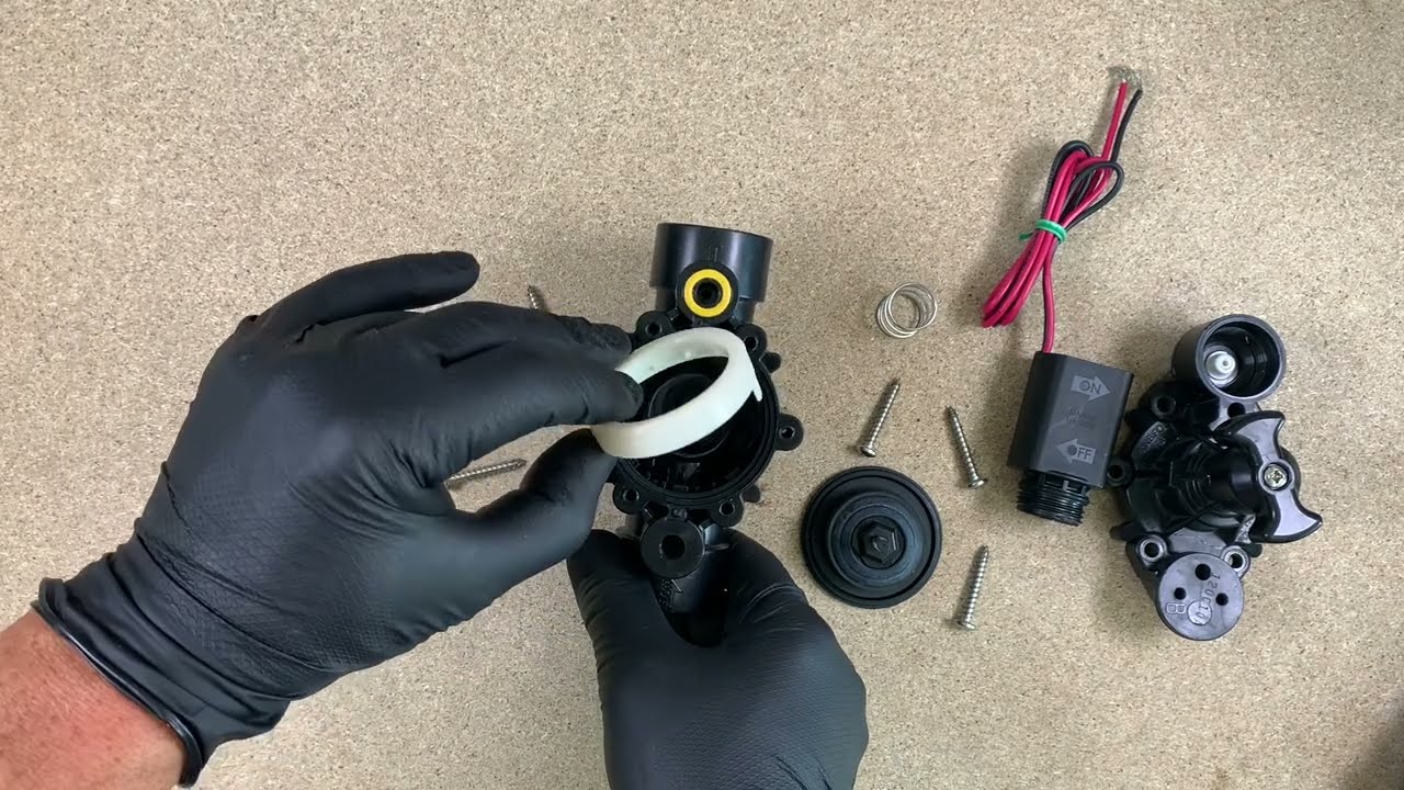 DESMONTANDO ELECTROVÁLVULA 100-PGA DE RAIN BIRD