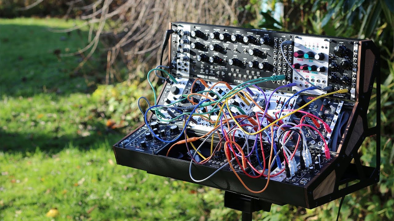 Molten Modular 14 — неизбежный третий ряд Eurorack