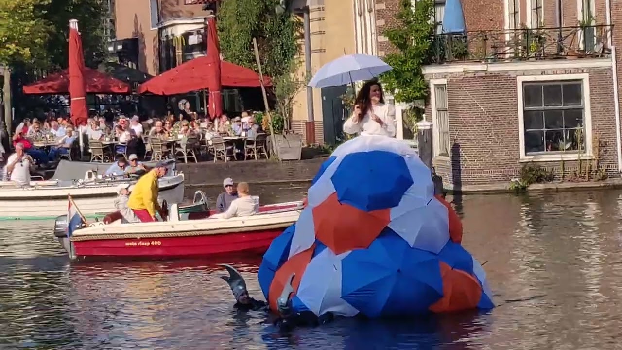 De Drijvende Diva bij Leiden Ontzet 2024