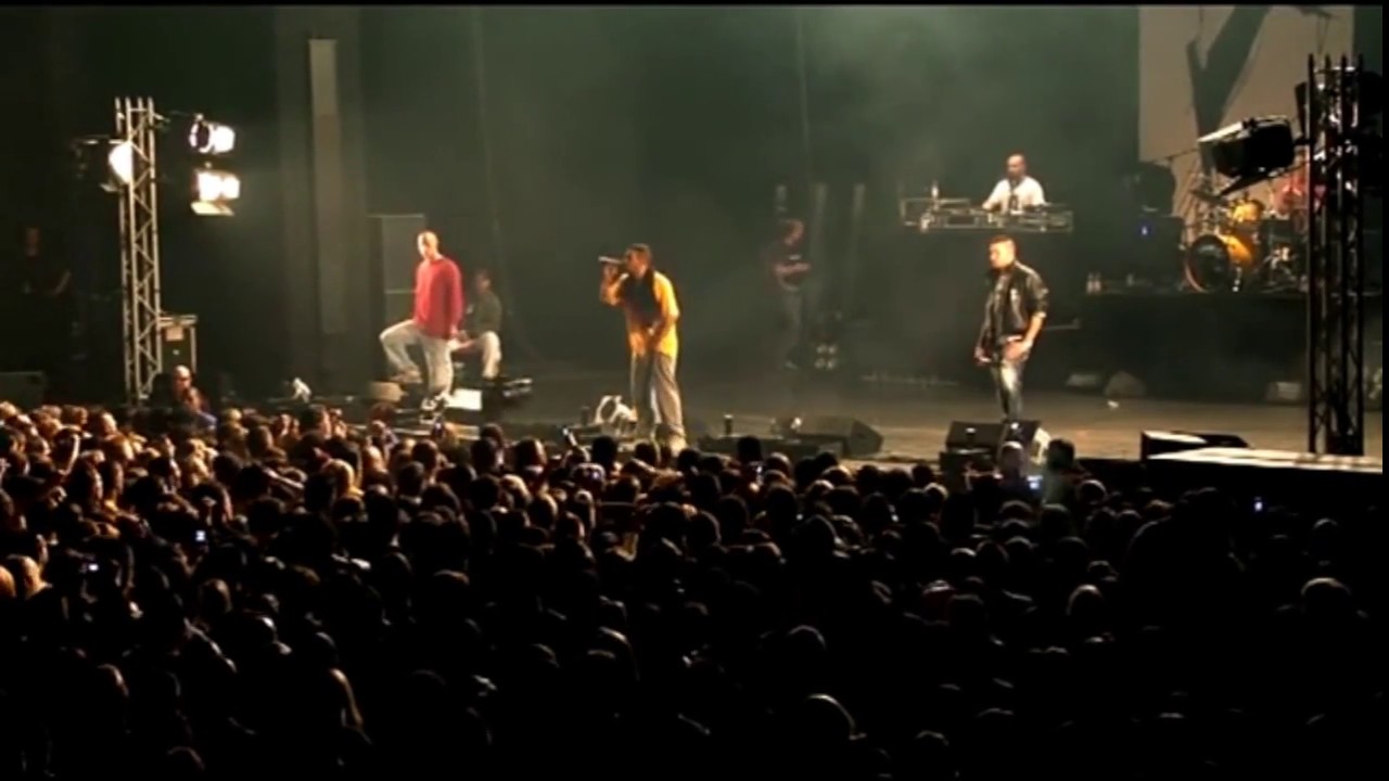 Bushido feat. Chakuza - LIVE - Eure Kinder (inkl. Chakuza Ansage)