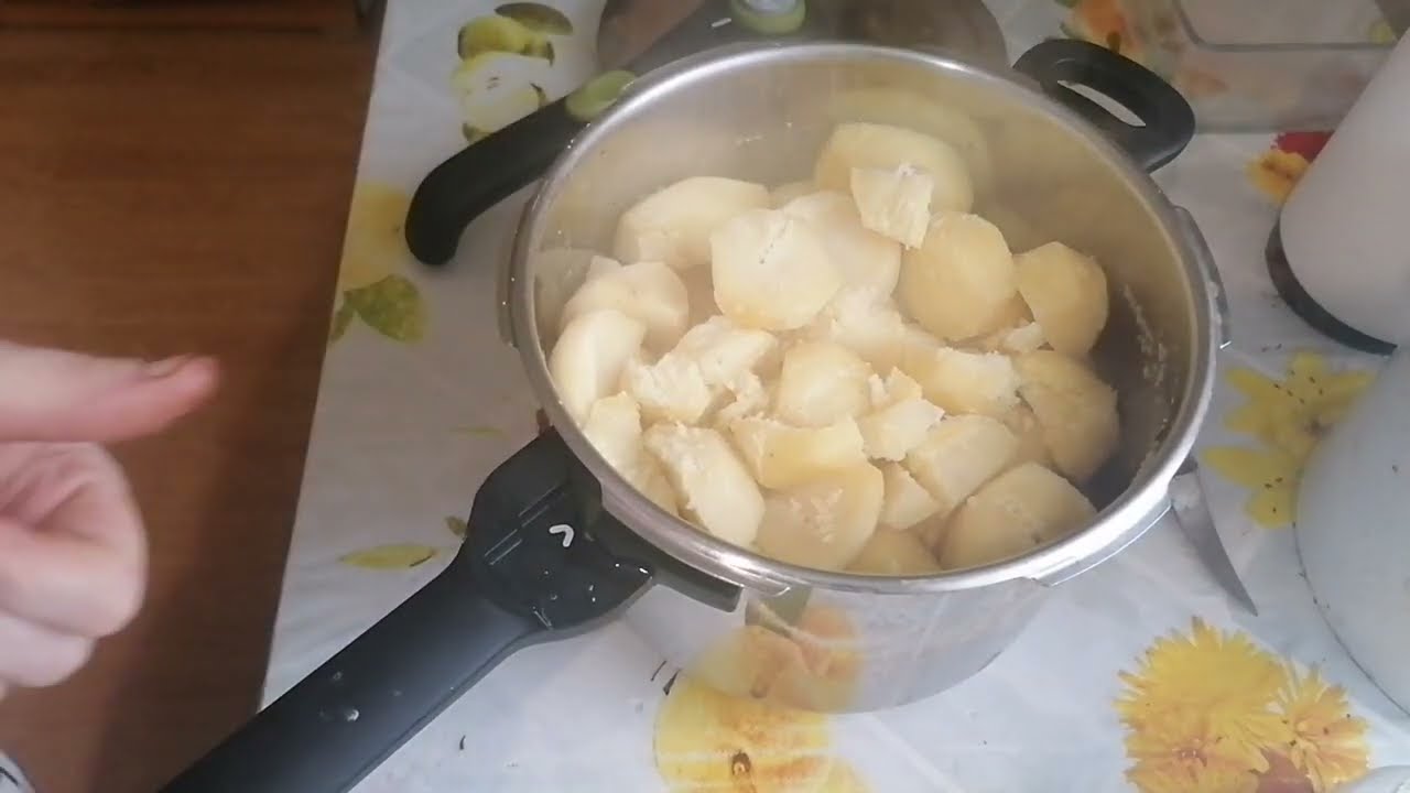 Jak ugotować  ziemniaki w 5 minut? SZYBKOWAR 6L TEFAL SECURE 5 NEO P25307
