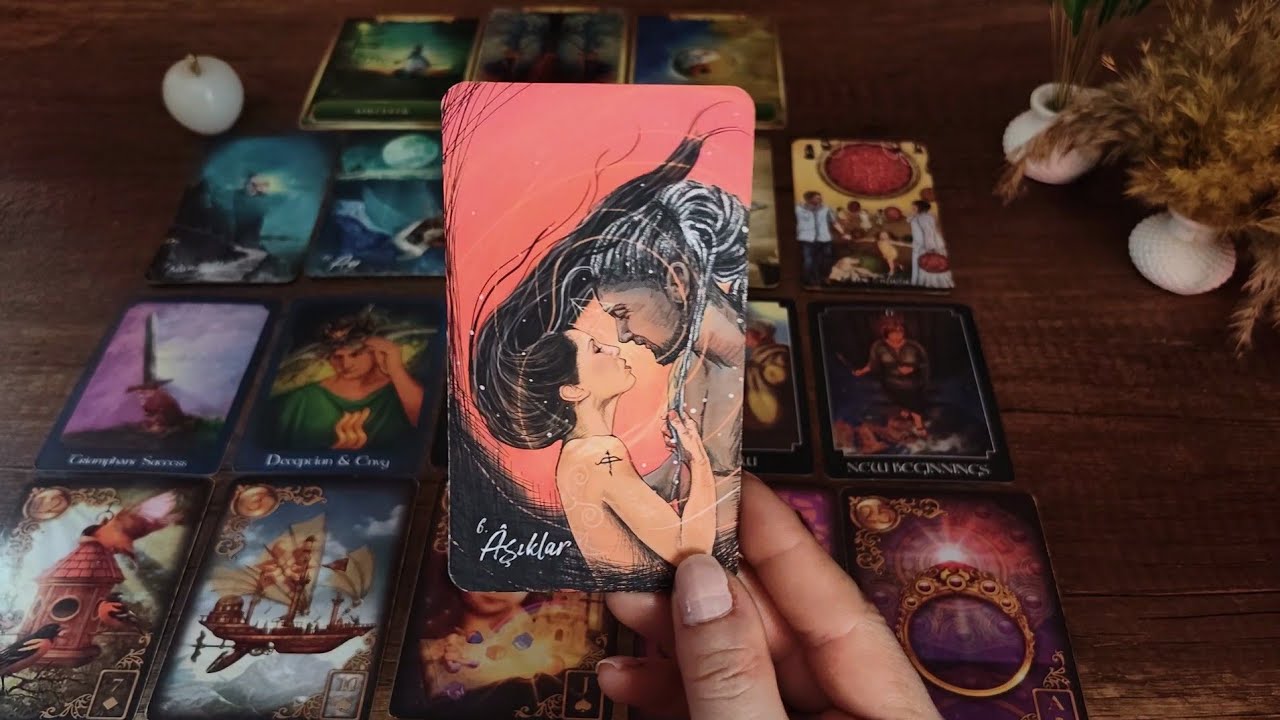 Aklımdaki kişi🌹Benimle ilgili ne düşünüyor ne hissediyor. #tarot #kalbimdekikisi #tarotreading