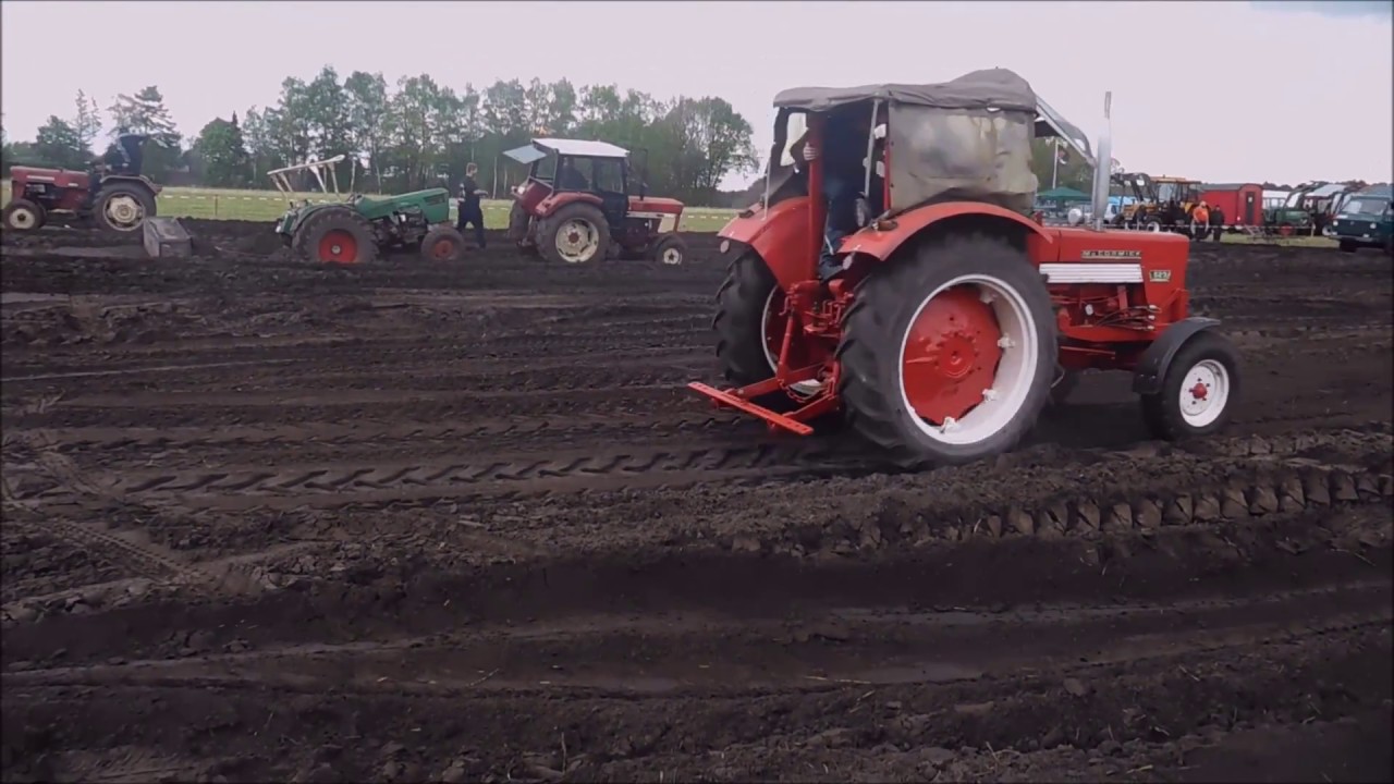 Oldtimertreffen Lorup 2018, Trecker freiziehen