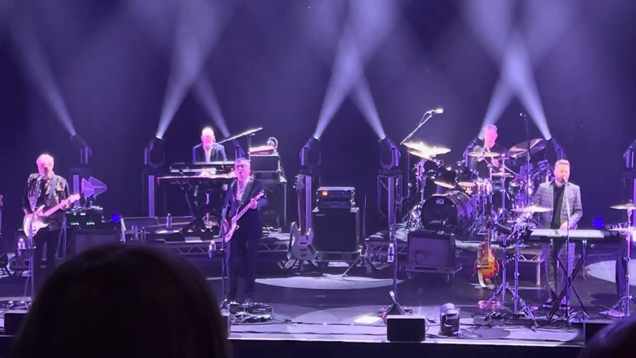 10cc - The Things We Do For Love. Live at York Barbican. 4/3/2026. #livemusic #10cc 