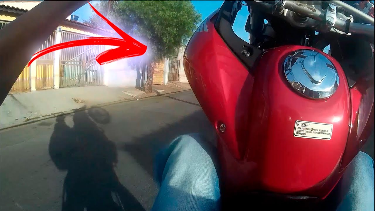 SAQUEI O XR&Atilde;O SEM HABILITA&Ccedil;&Atilde;O  (Victor Da Moby)