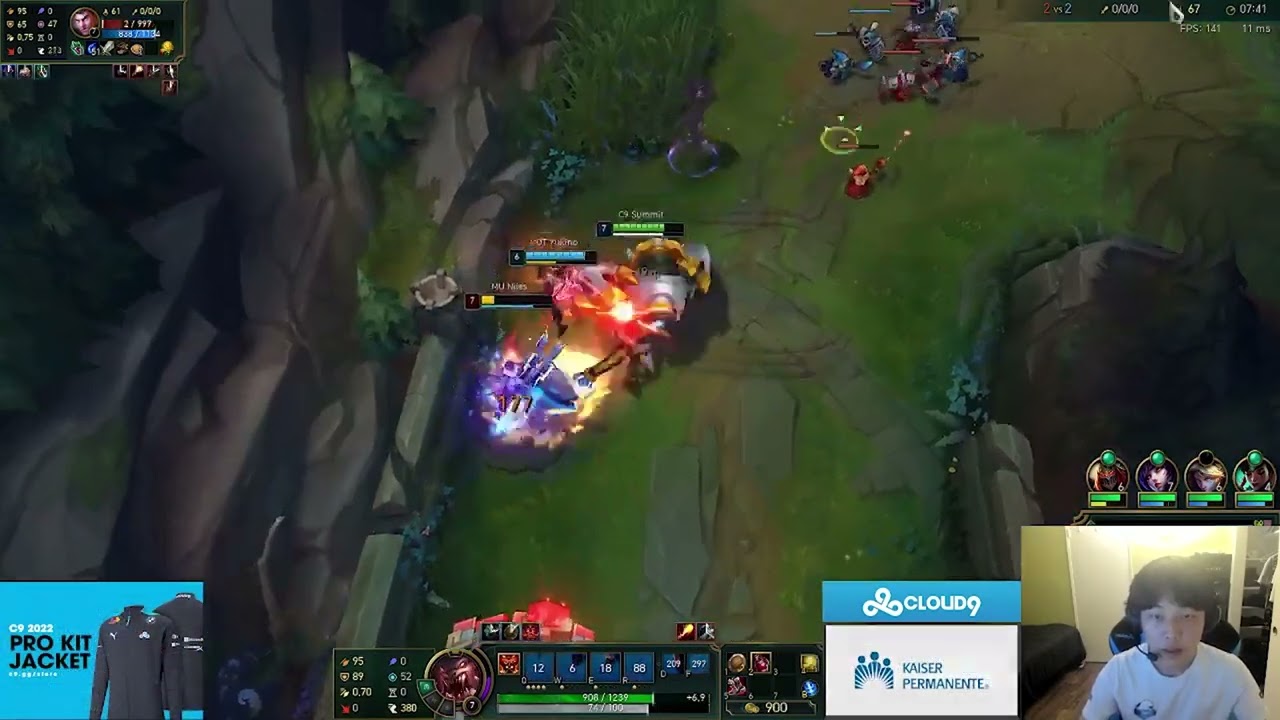 C9 Summit with the Gnar ult!