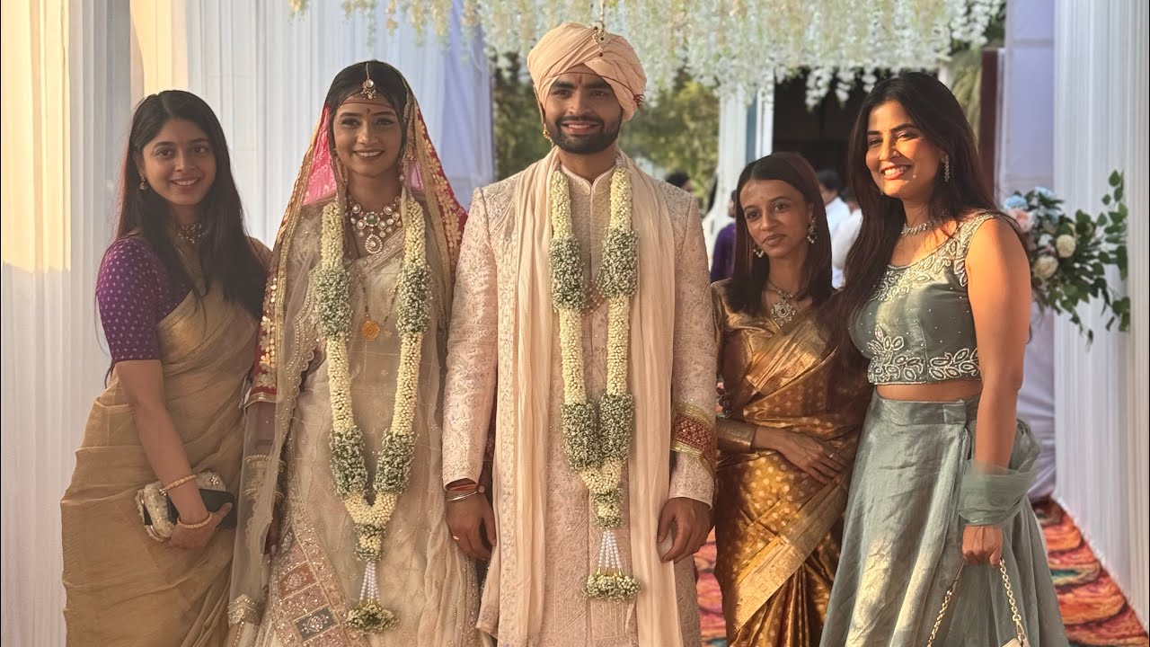 I drove to Pune for @dannypandit112  wedding @SameekshaTakke13 @filmy_mag @yashashreeraowohhoo